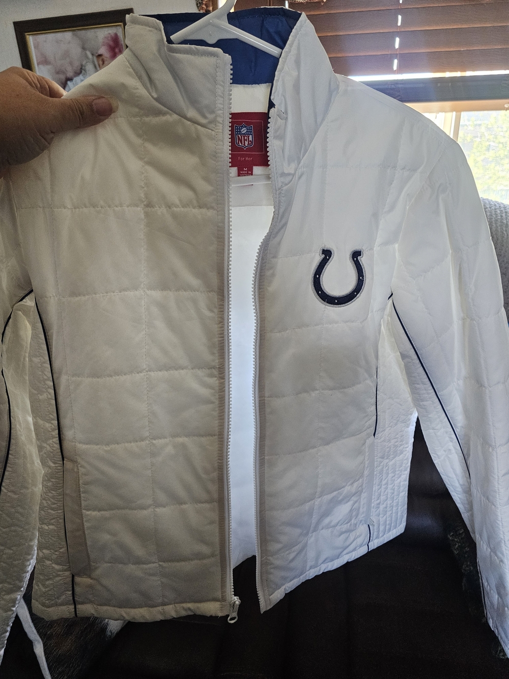 Indianapolis Colts White Quilted Jacket with Navy Trim - Picture 5 of 5